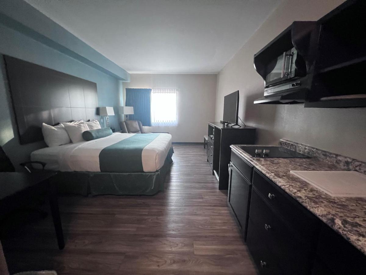 Cobblestone Inn & Suites - ฟอร์ตดอดจ์ ภายนอก รูปภาพ