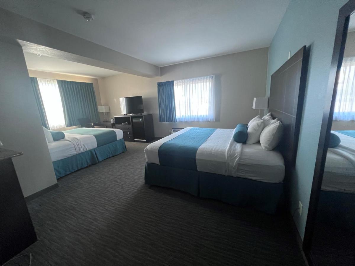 Cobblestone Inn & Suites - ฟอร์ตดอดจ์ ภายนอก รูปภาพ