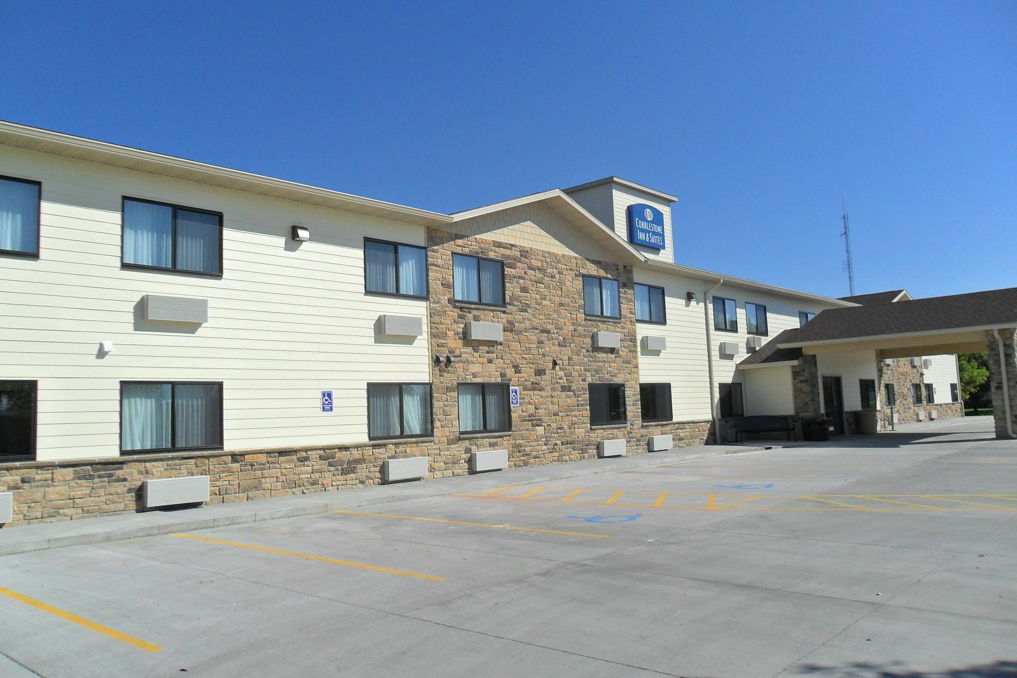 Cobblestone Inn & Suites - ฟอร์ตดอดจ์ ภายนอก รูปภาพ