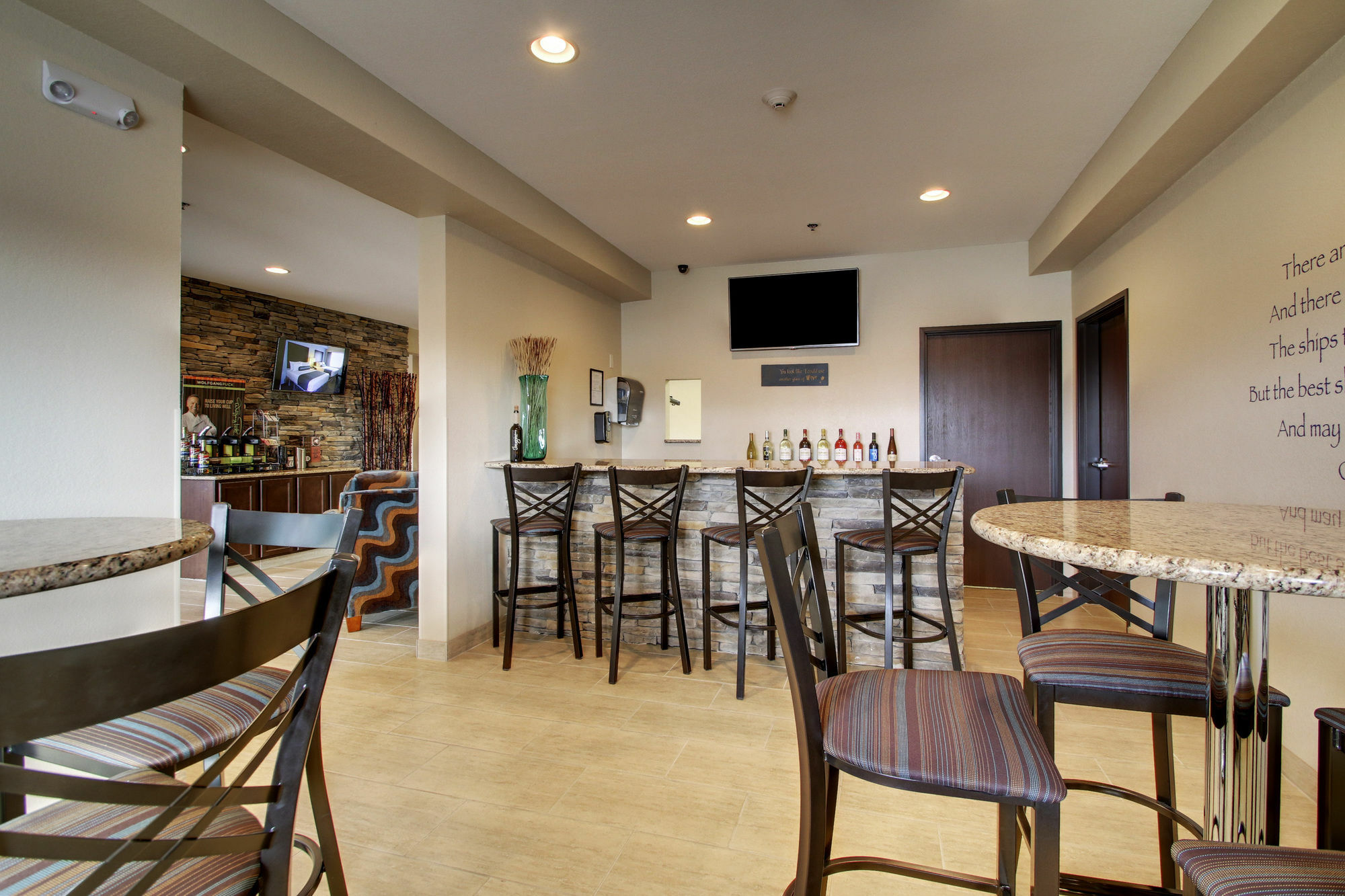 Cobblestone Inn & Suites - ฟอร์ตดอดจ์ ภายนอก รูปภาพ