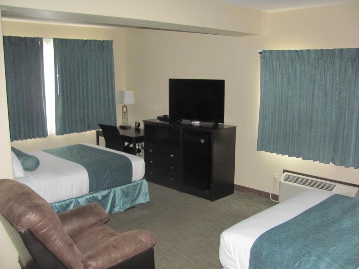 Cobblestone Inn & Suites - ฟอร์ตดอดจ์ ภายนอก รูปภาพ